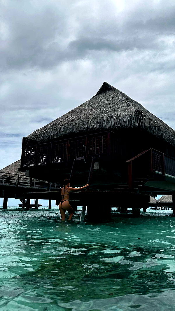 chloerosenbaum image ~ Altpins