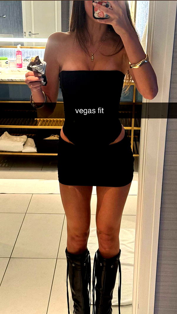 chloerosenbaum image ~ Altpins