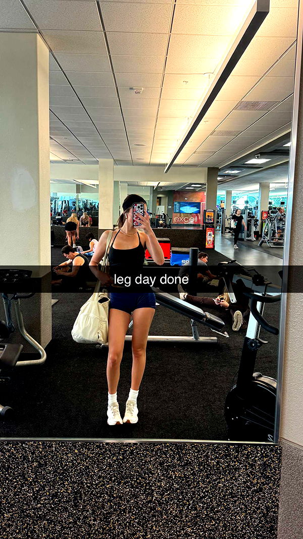 chloerosenbaum image ~ Altpins