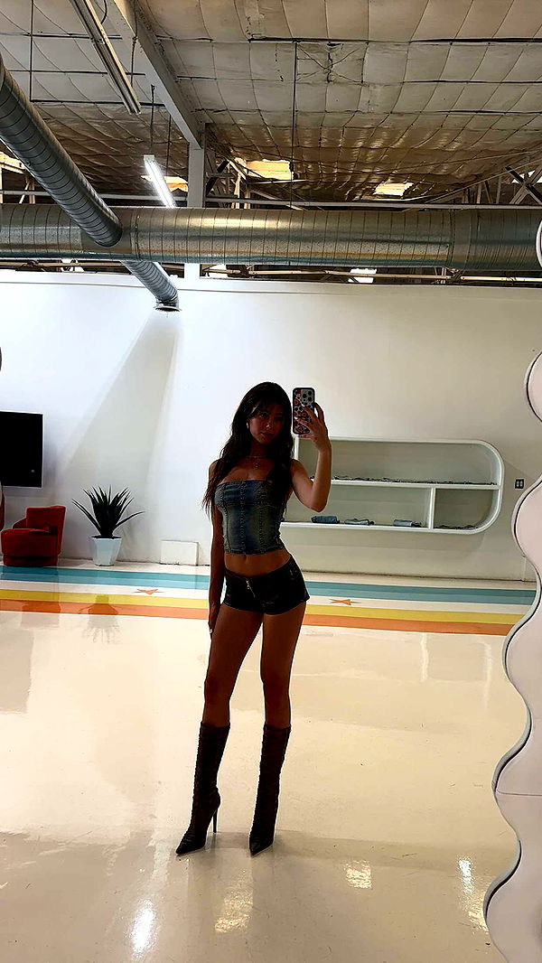 chloerosenbaum image ~ Altpins