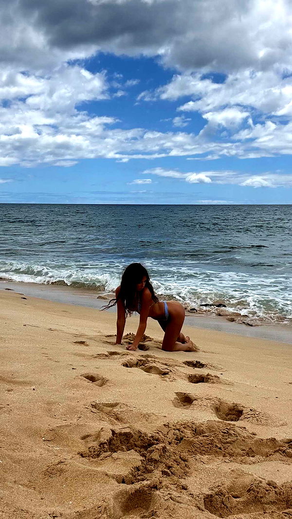 chloerosenbaum image ~ Altpins