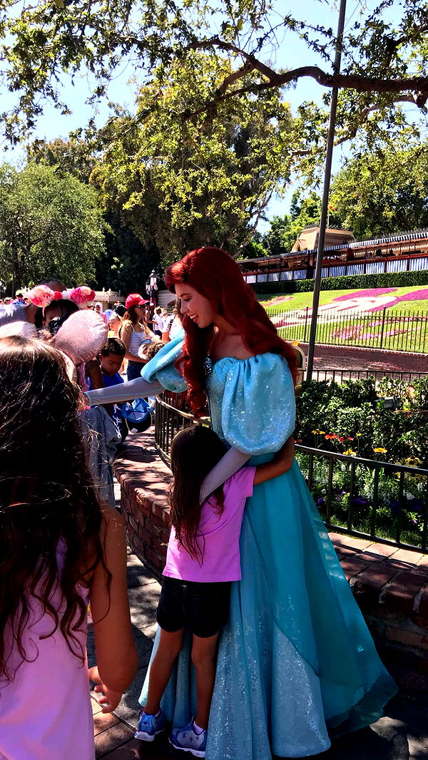 chloerosenbaum image ~ Altpins