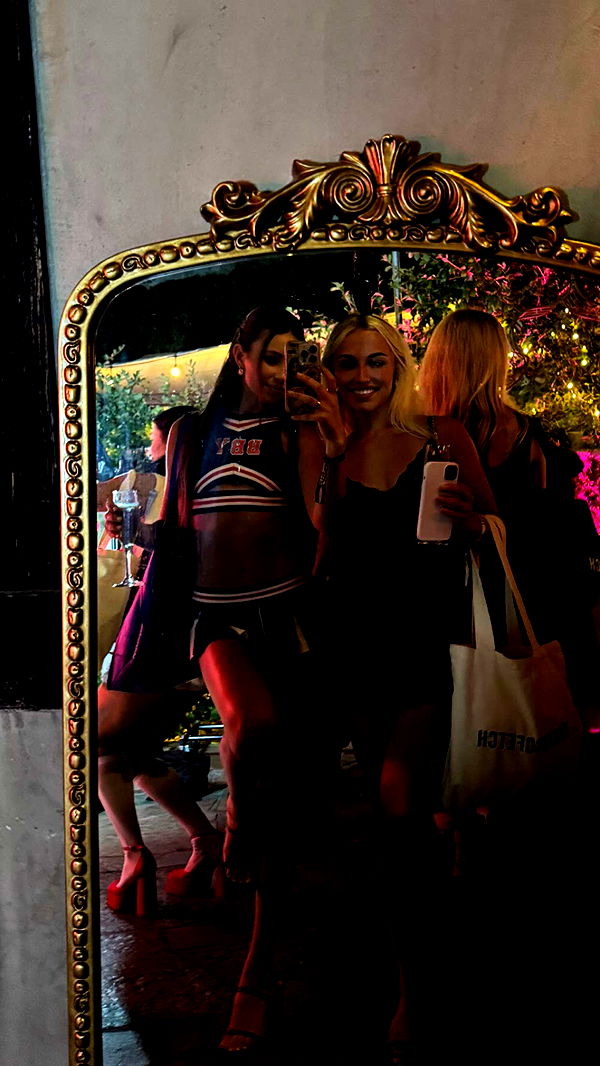 chloerosenbaum image ~ Altpins