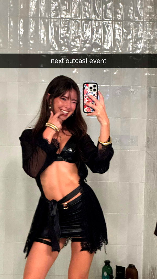 chloerosenbaum image ~ Altpins