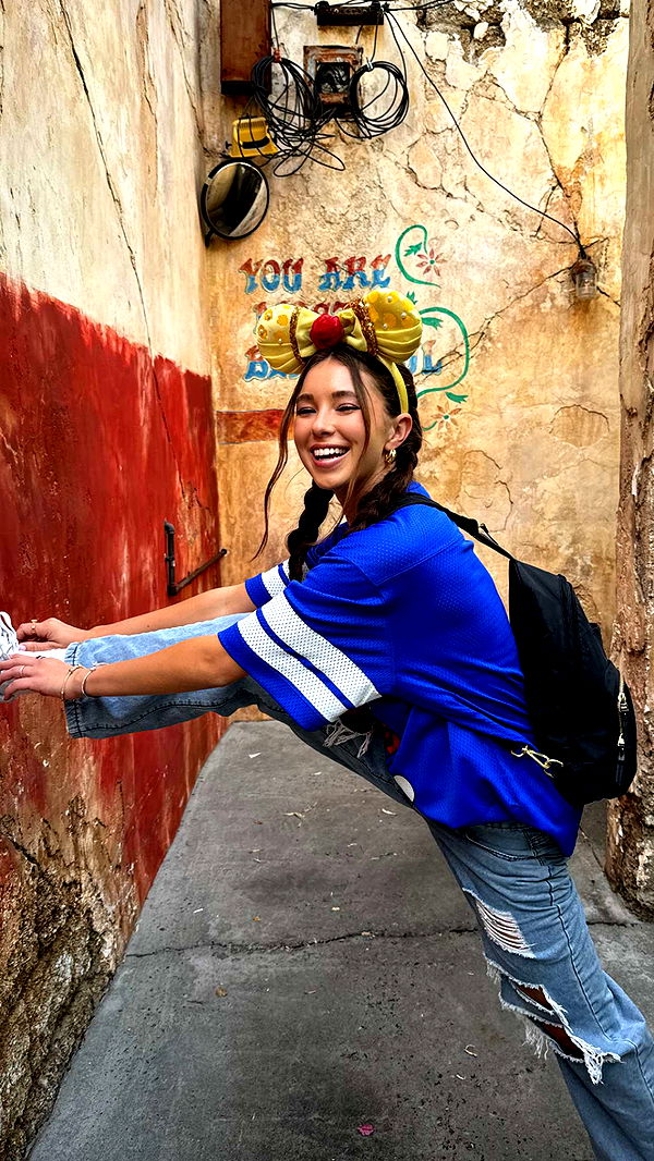 chloerosenbaum image ~ Altpins