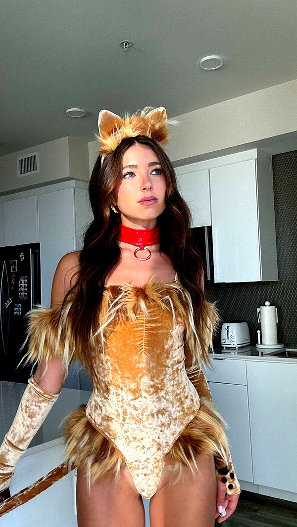 chloerosenbaum image ~ Altpins