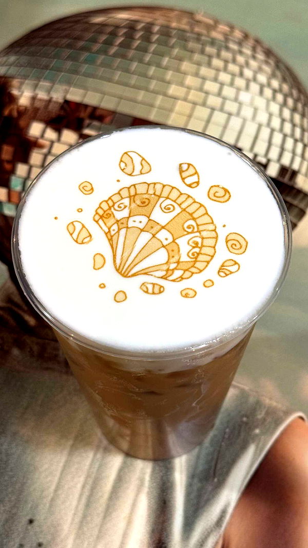 chloerosenbaum image ~ Altpins