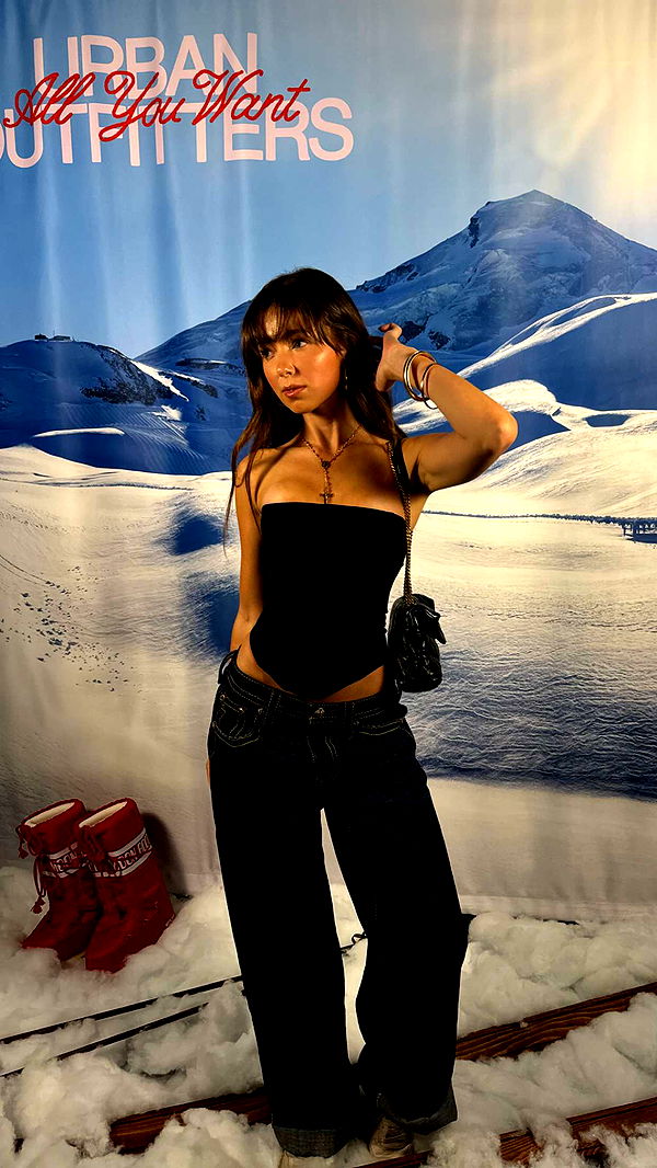 chloerosenbaum image ~ Altpins