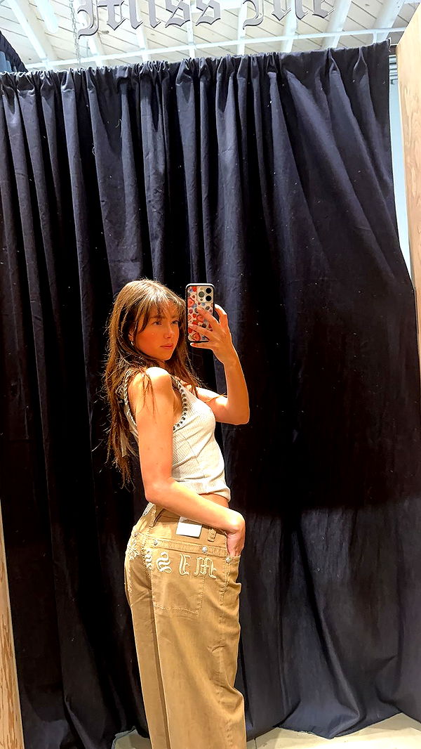 chloerosenbaum image ~ Altpins