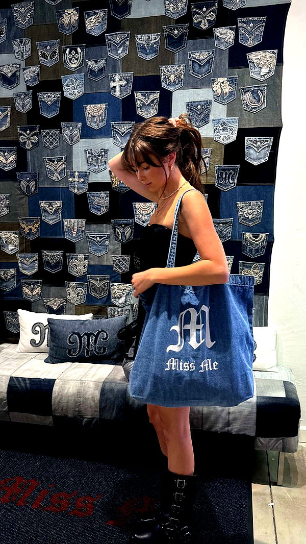 chloerosenbaum image ~ Altpins