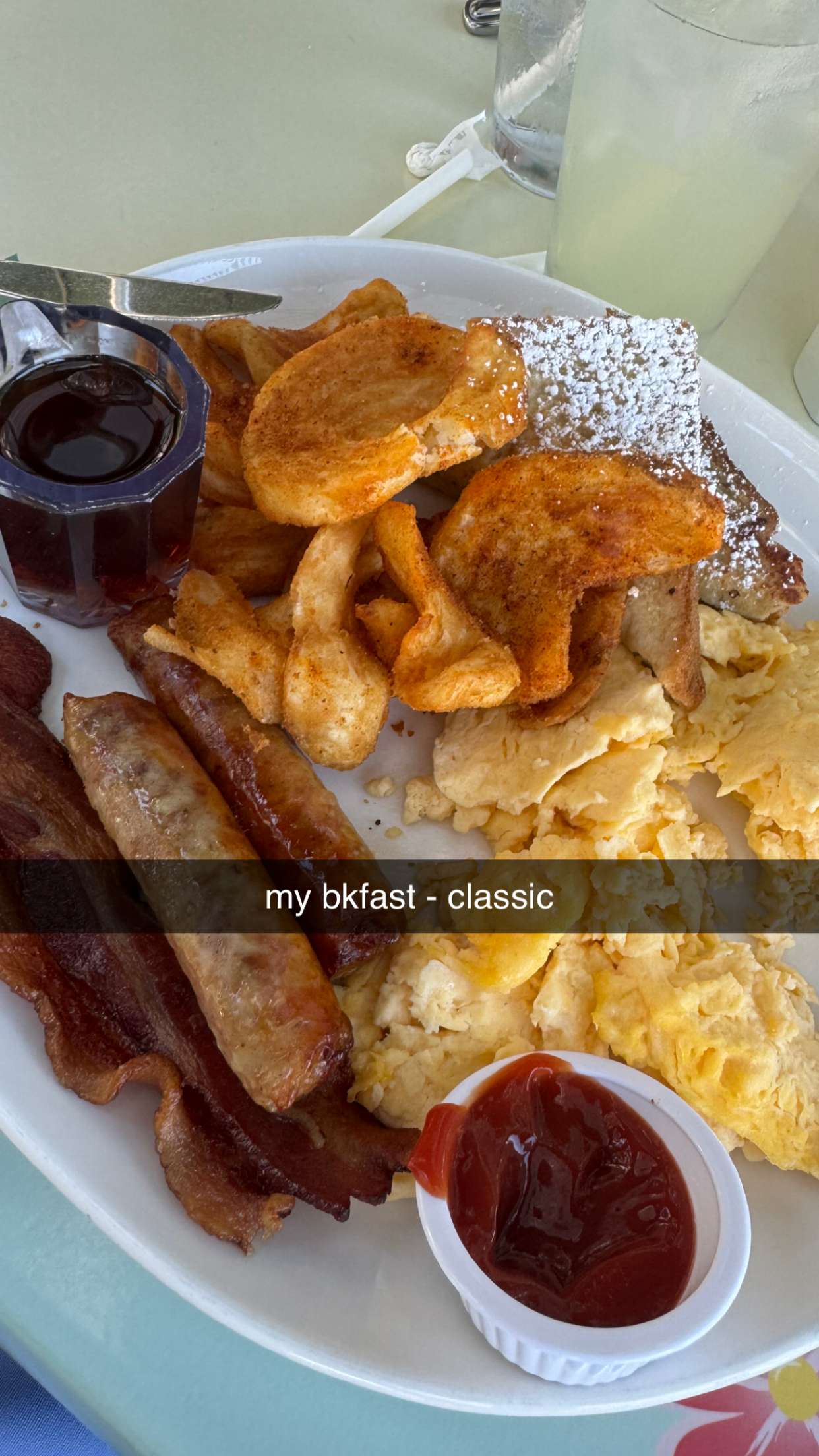 chloerosenbaum snapchat image archive image