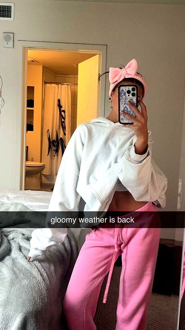 chloerosenbaum image ~ Altpins