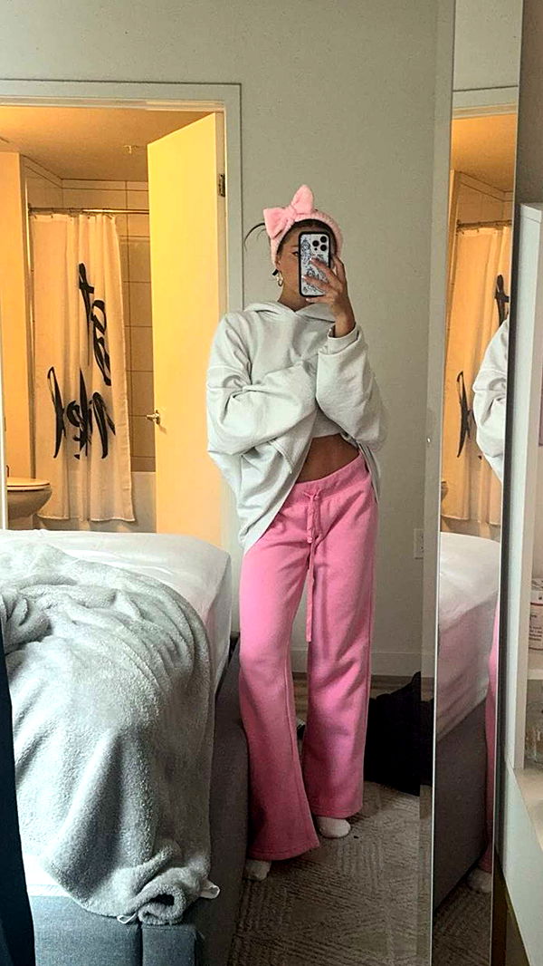 chloerosenbaum image ~ Altpins