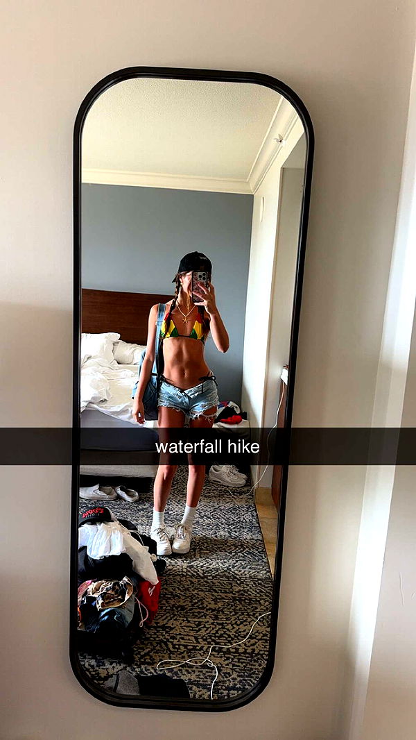 chloerosenbaum image ~ Altpins