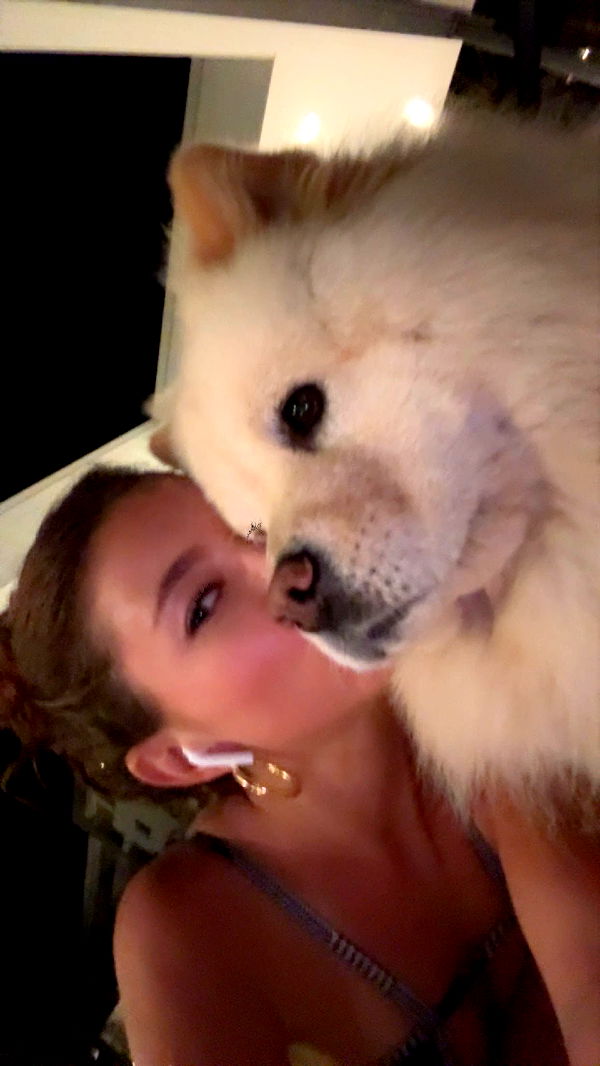 chloerosenbaum image ~ Altpins