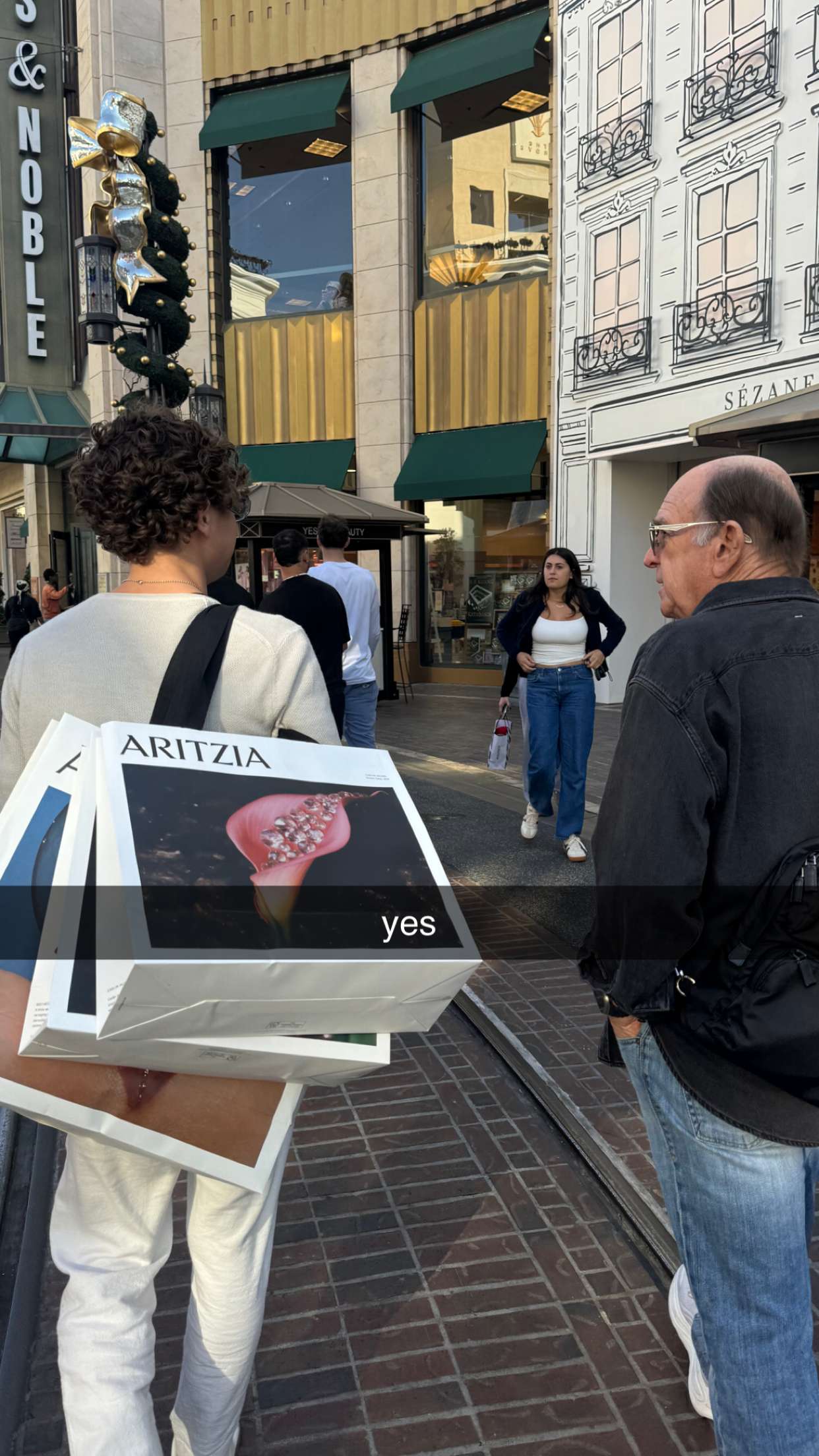 chloerosenbaum snapchat image archive image