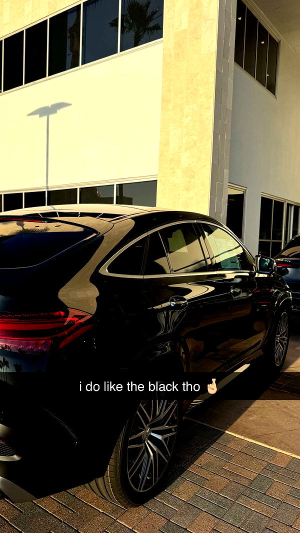 chloerosenbaum image ~ Altpins