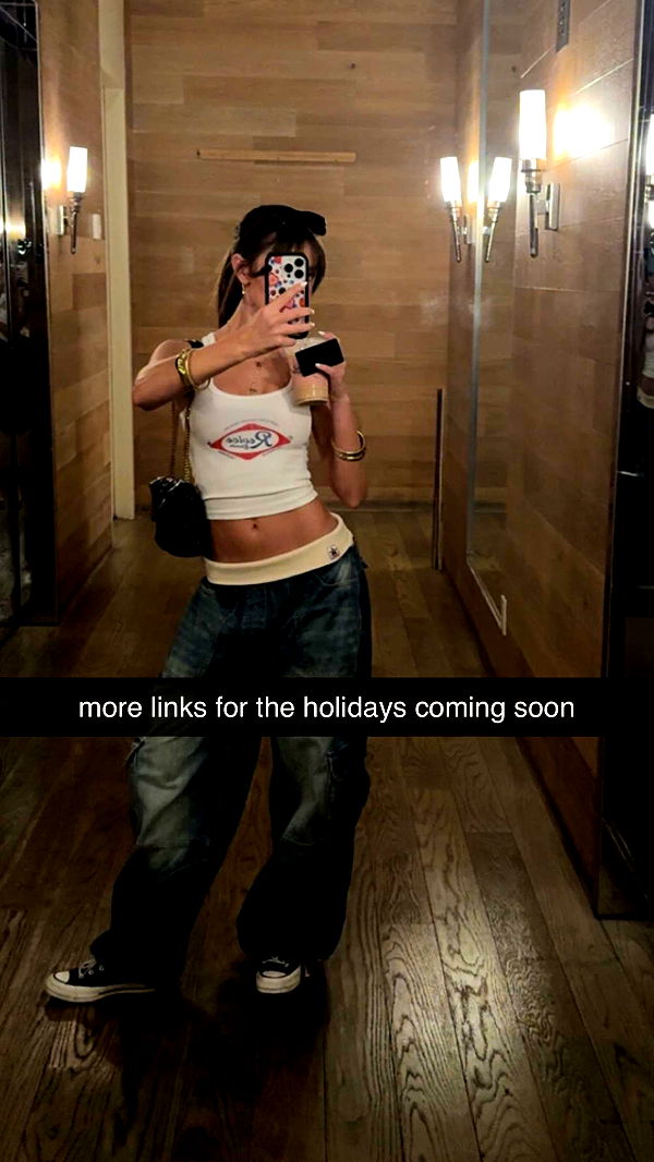 chloerosenbaum image ~ Altpins