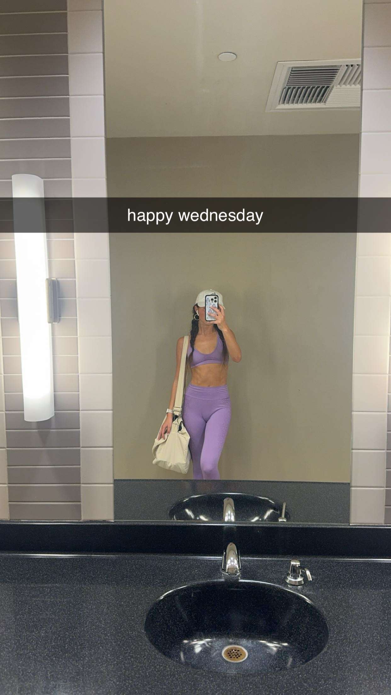 chloerosenbaum snapchat image archive image