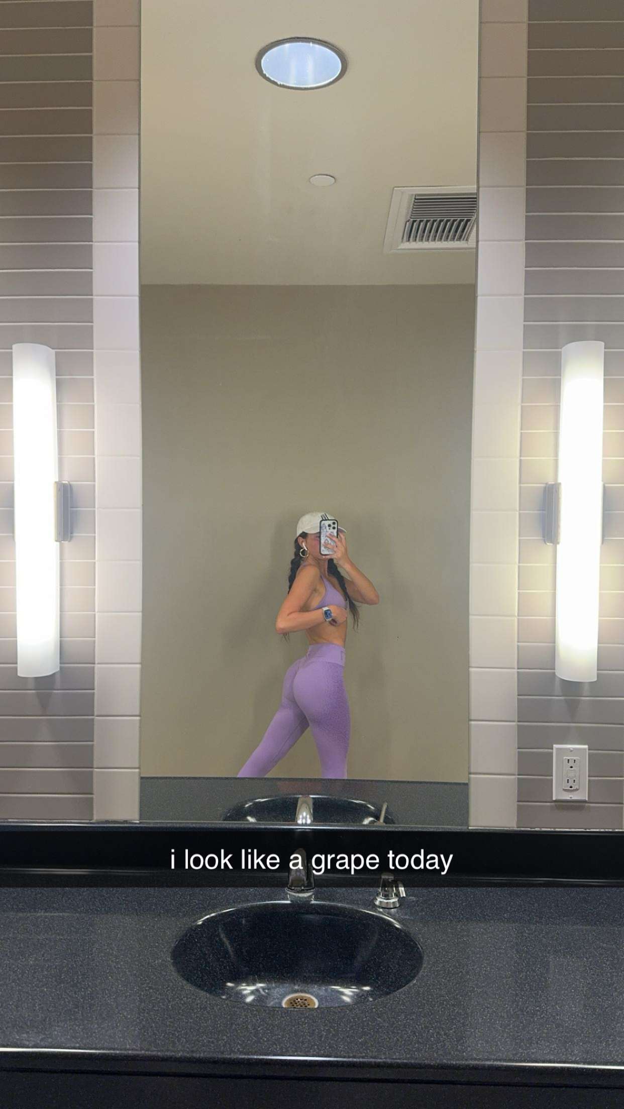 chloerosenbaum snapchat image archive image