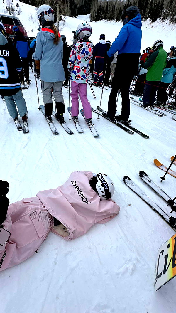 chloerosenbaum image ~ Altpins