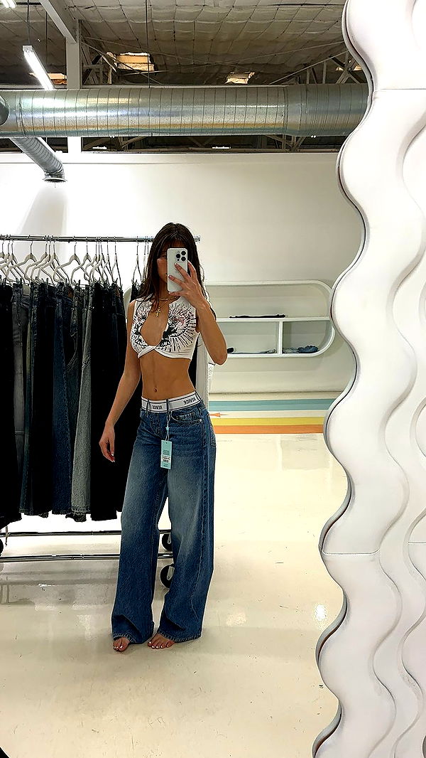 chloerosenbaum image ~ Altpins