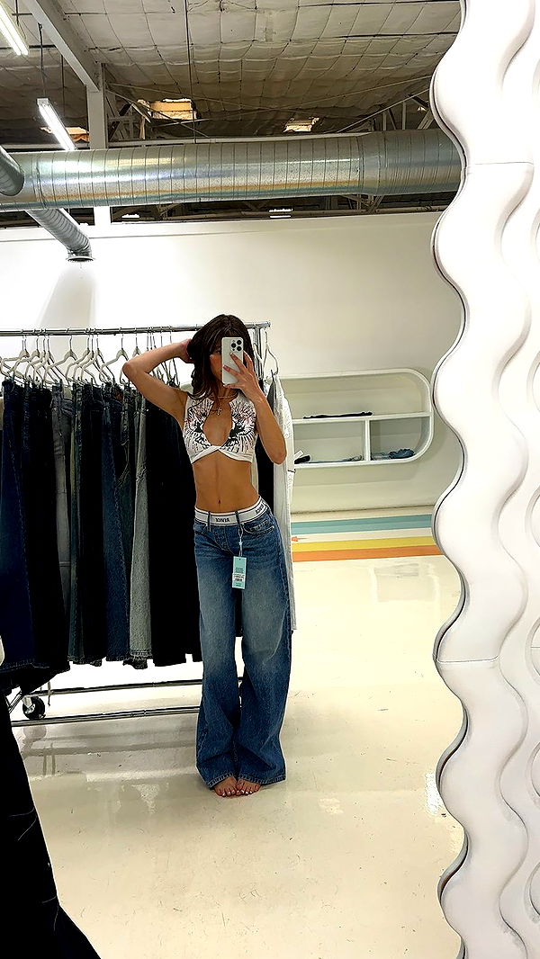 chloerosenbaum image ~ Altpins