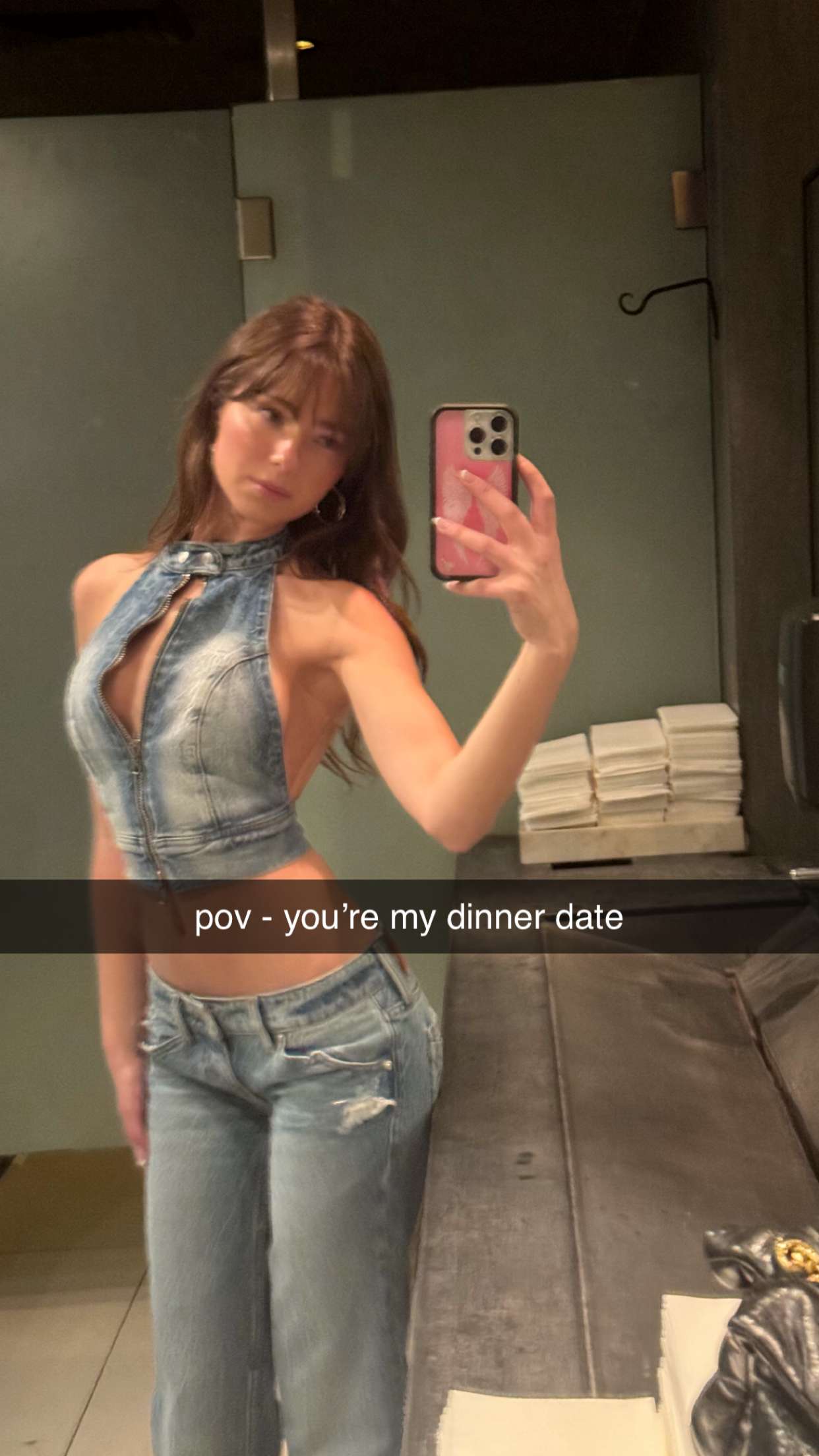 chloerosenbaum snapchat image archive image