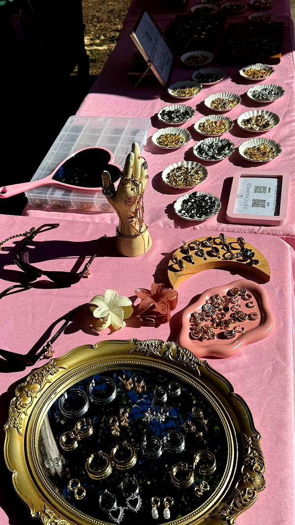 chloerosenbaum image ~ Altpins