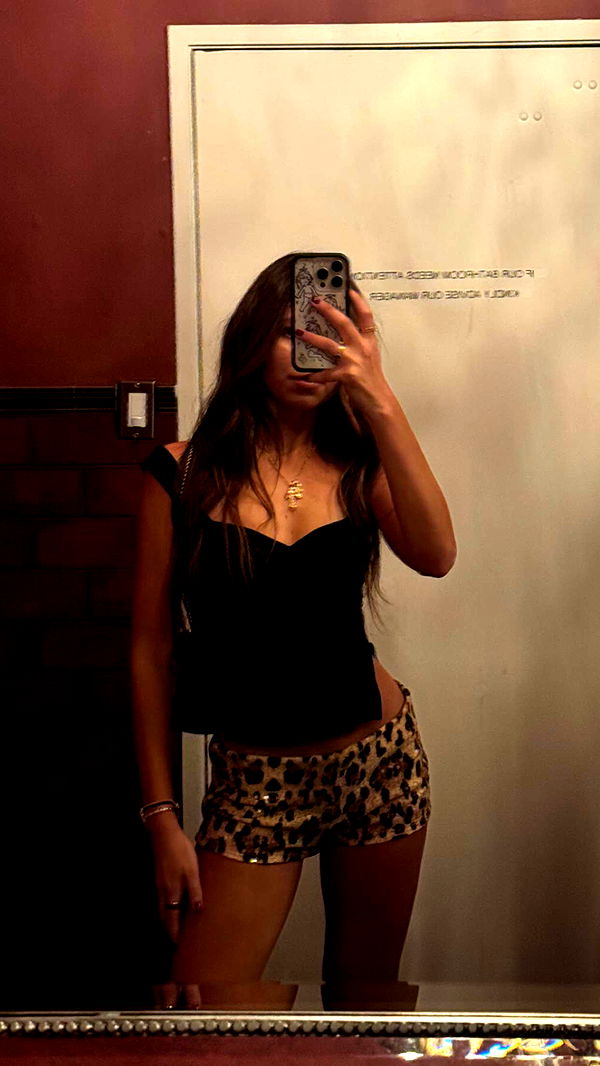 chloerosenbaum image ~ Altpins