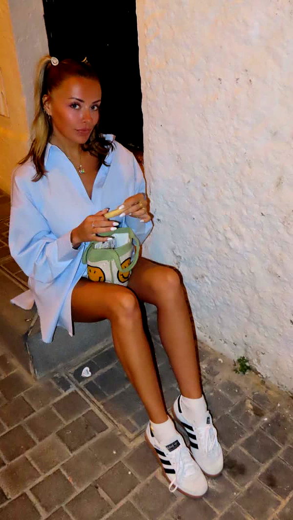 corinnakopf snapchat image archive image