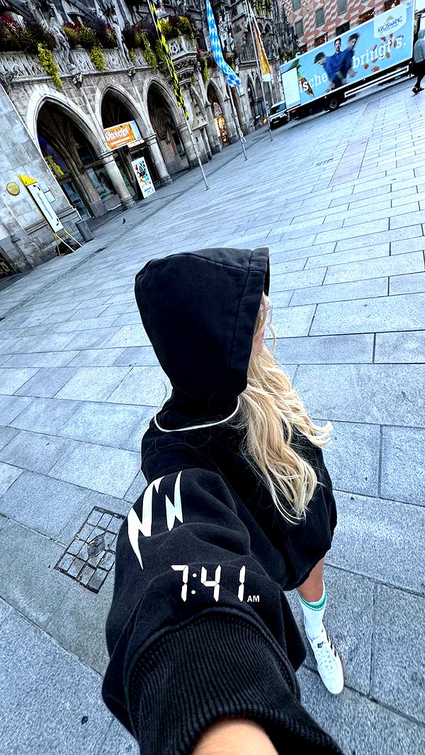 corinnakopf snapchat image archive image
