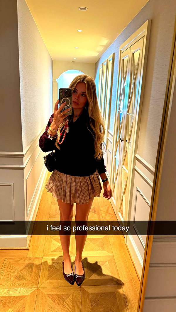 corinnakopf snapchat image archive image