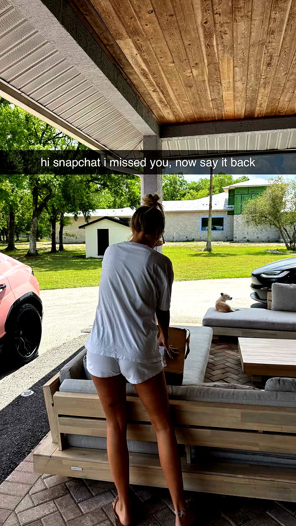 corinnakopf snapchat image archive image