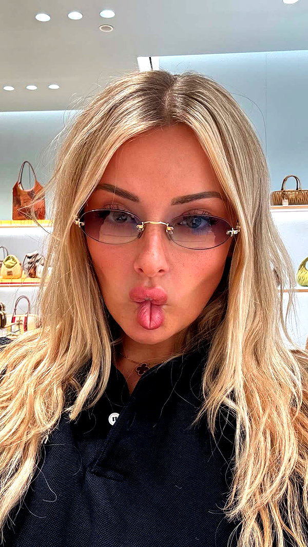 corinnakopf snapchat image archive image