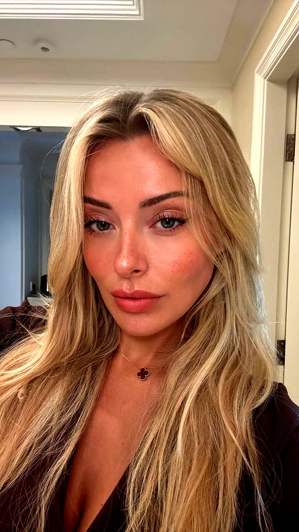 corinnakopf snapchat image archive image