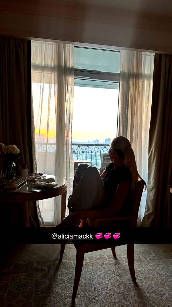 corinnakopf snapchat image archive image