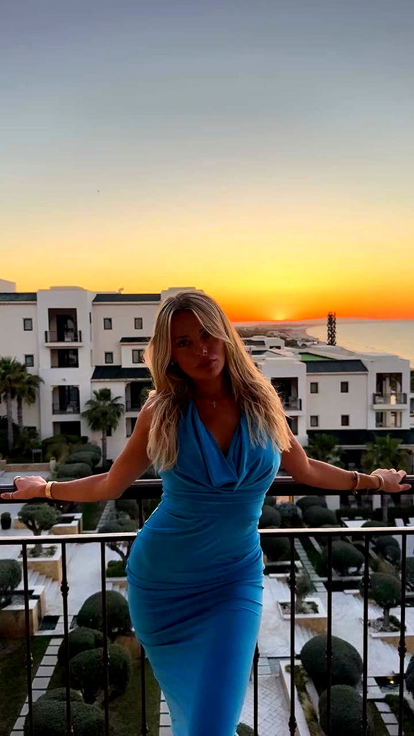 corinnakopf snapchat image archive image