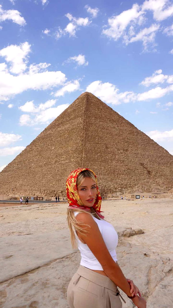 corinnakopf snapchat image archive image