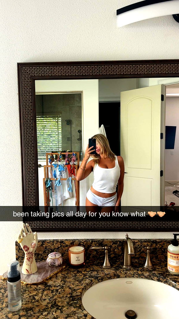 corinnakopf snapchat image archive image
