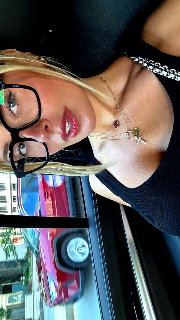 corinnakopf snapchat image archive image