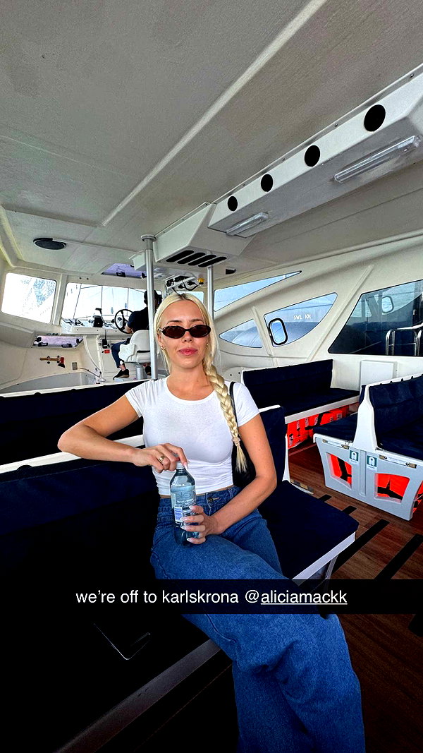 corinnakopf snapchat image archive image