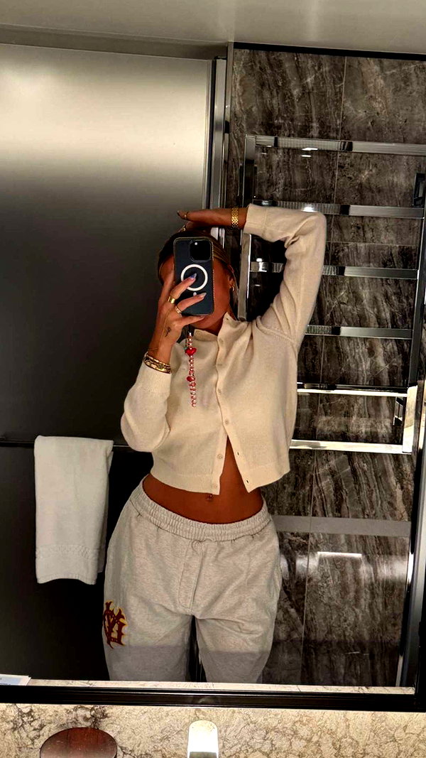 corinnakopf snapchat image archive image