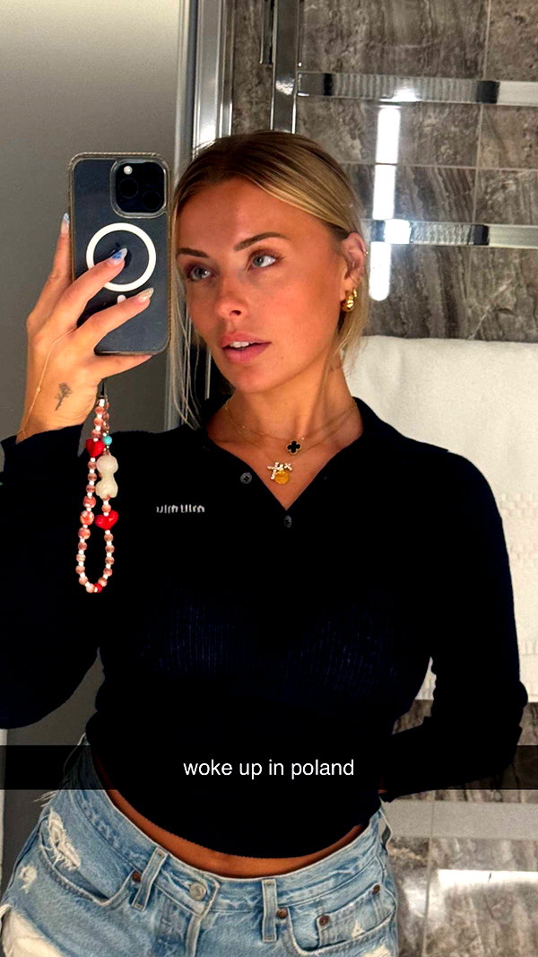 corinnakopf snapchat image archive image