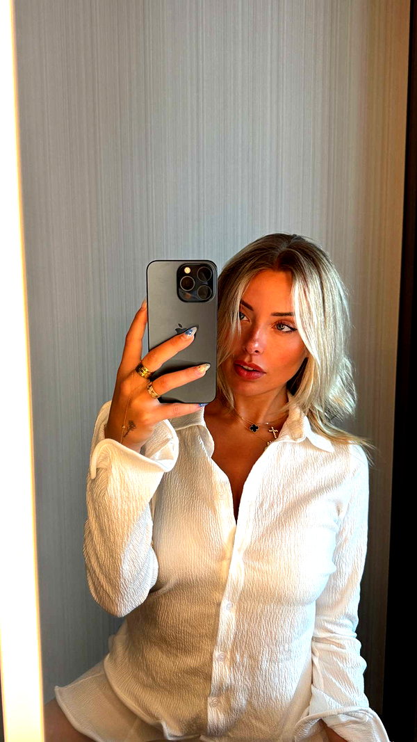 corinnakopf snapchat image archive image
