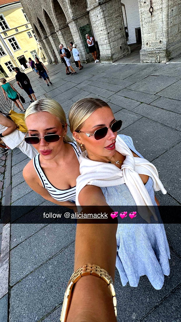 corinnakopf snapchat image archive image