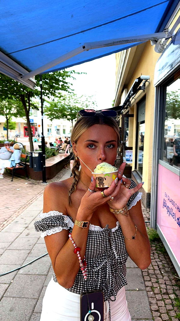 corinnakopf image ~ Altpins