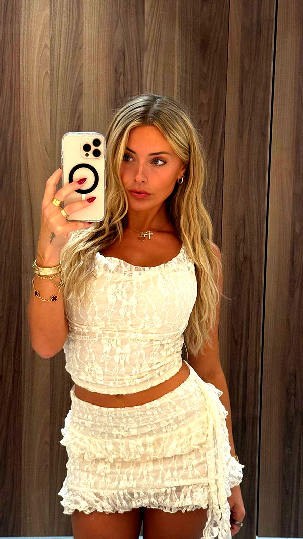 corinnakopf image ~ Altpins