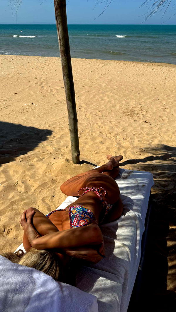 corinnakopf image ~ Altpins