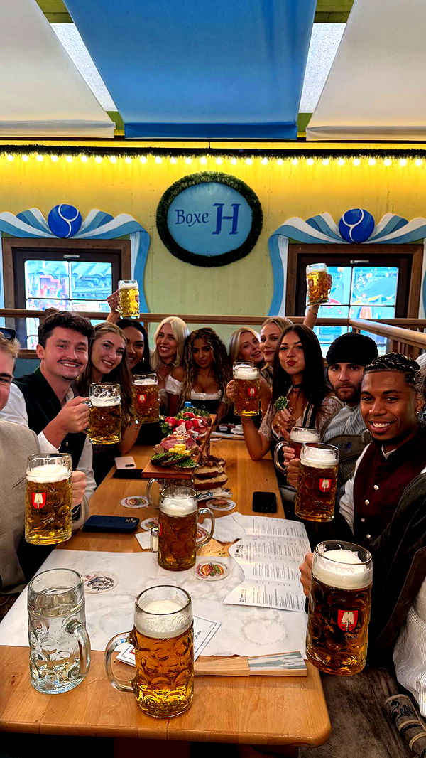 corinnakopf image ~ Altpins